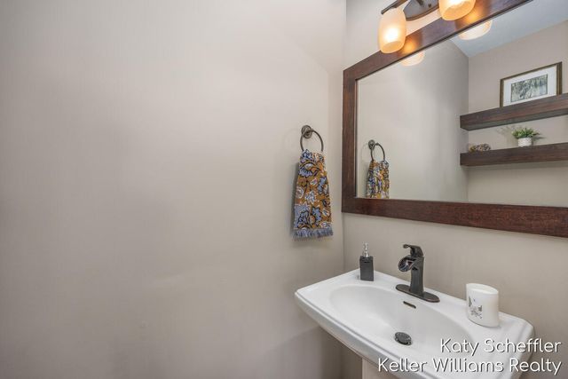 4109 Boulder View Drive, Belmont, MI 49306