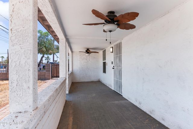2133 W COLTER Street, Phoenix, AZ 85015