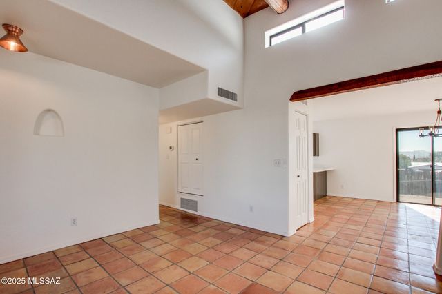 4037 W Isis Drive, Tucson, AZ 85741