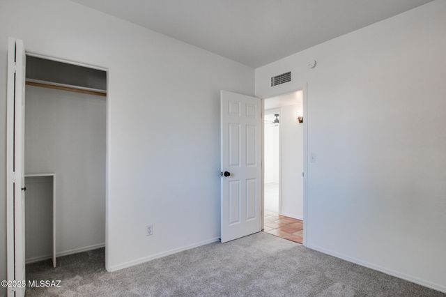 4037 W Isis Drive, Tucson, AZ 85741