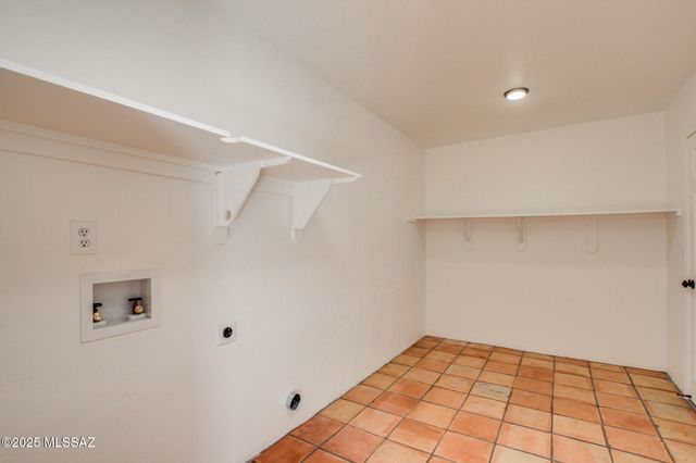 4037 W Isis Drive, Tucson, AZ 85741