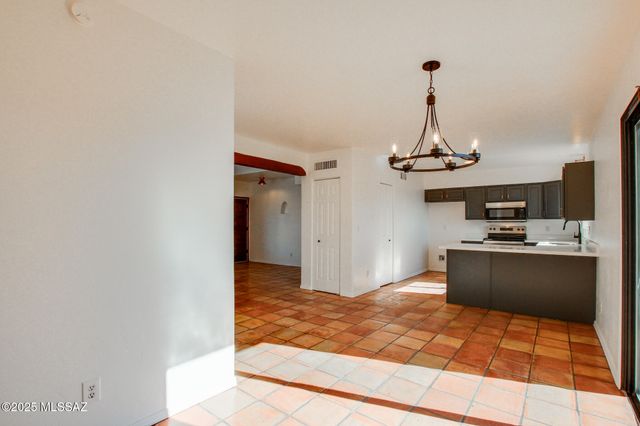 4037 W Isis Drive, Tucson, AZ 85741