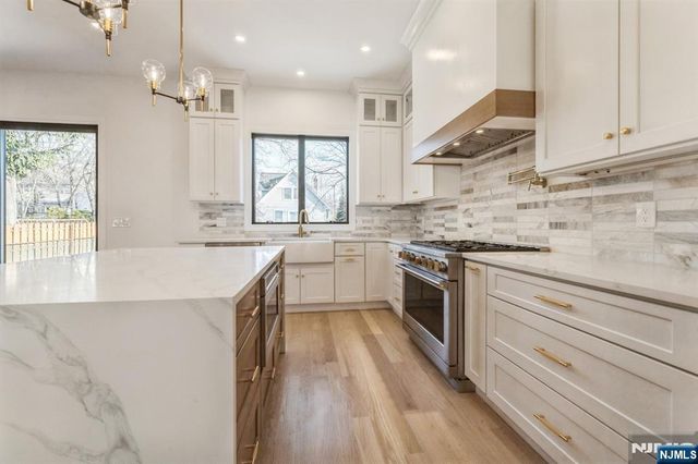 44 George Street, Tenafly, NJ 07670