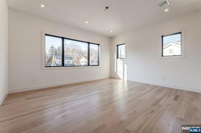 44 George Street, Tenafly, NJ 07670