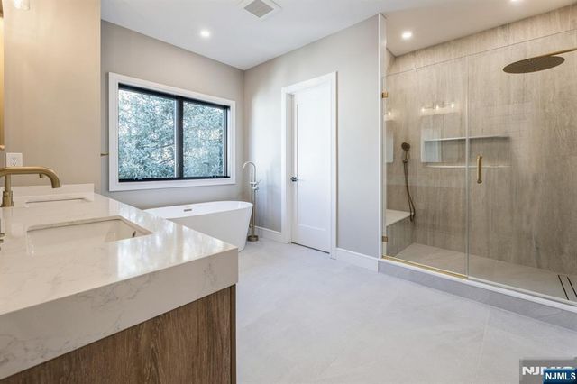 44 George Street, Tenafly, NJ 07670