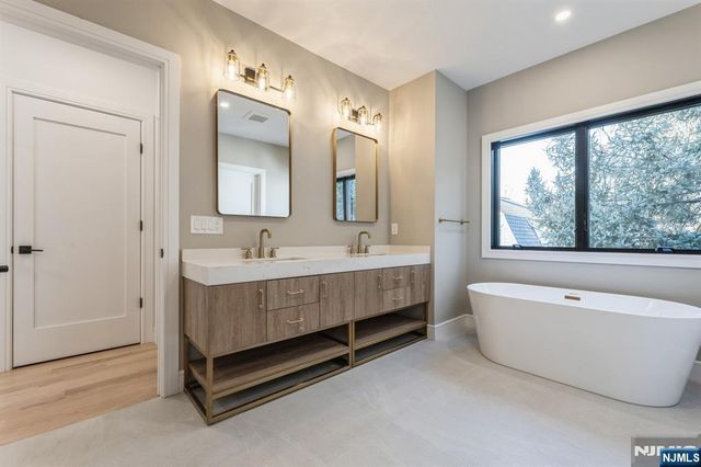 44 George Street, Tenafly, NJ 07670