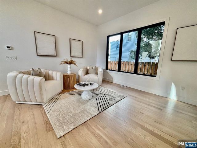 44 George Street, Tenafly, NJ 07670