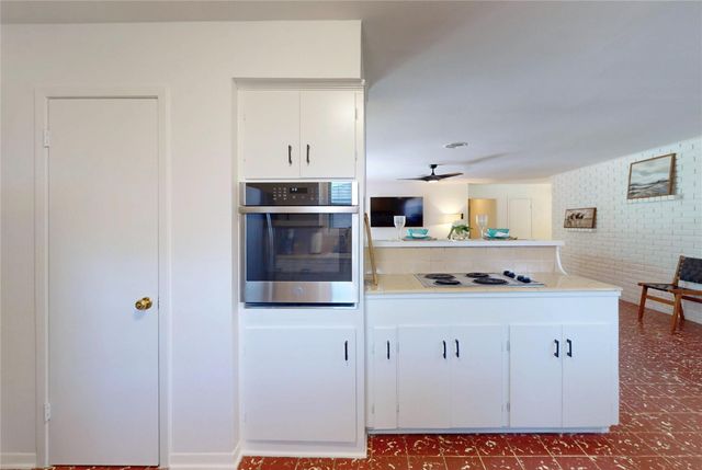 4826 Waynesboro Drive, Houston, TX 77035