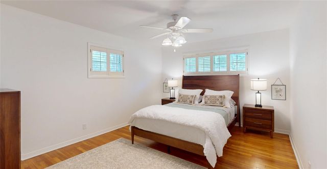 4826 Waynesboro Drive, Houston, TX 77035