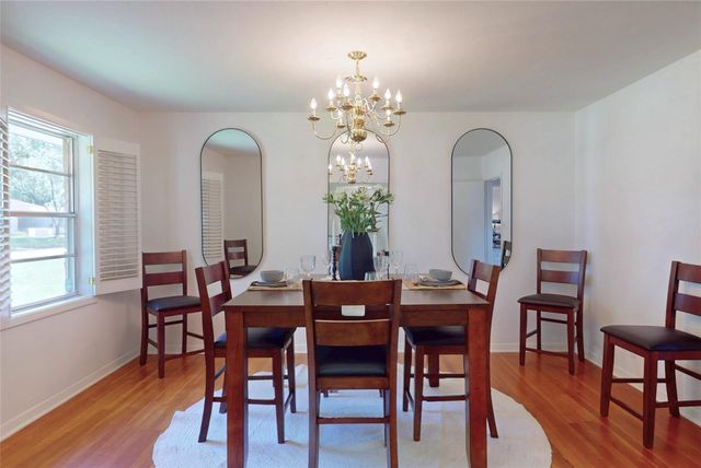 4826 Waynesboro Drive, Houston, TX 77035