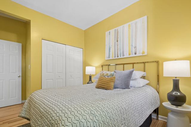 3725 W Byron Street 3, Chicago, IL 60618