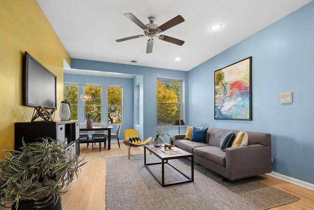 3725 W Byron Street 3, Chicago, IL 60618