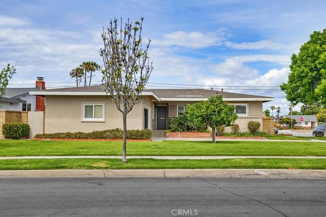 1318 Watson, Costa Mesa, CA 92626