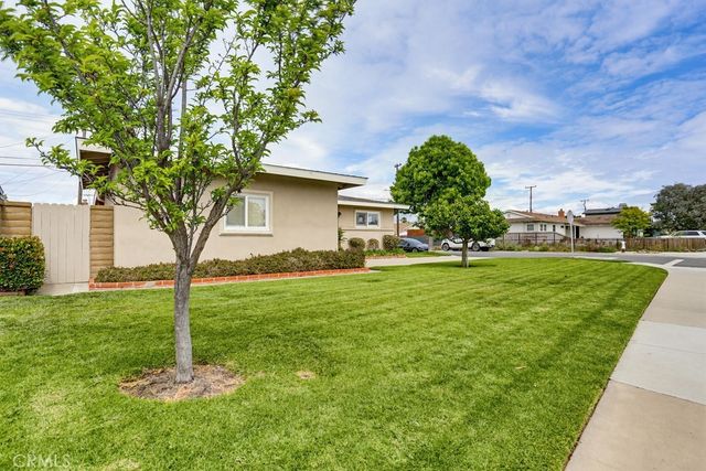 1318 Watson, Costa Mesa, CA 92626