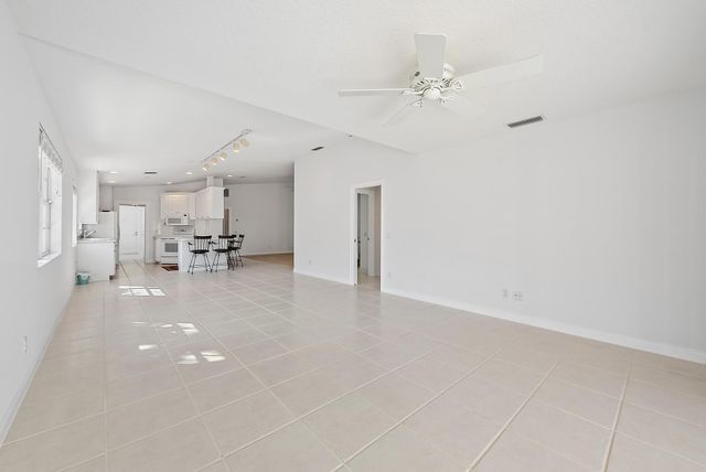 699 Hudson Bay Drive, Palm Beach Gardens, FL 33410