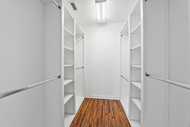 699 Hudson Bay Drive, Palm Beach Gardens, FL 33410