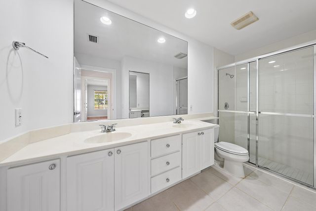 699 Hudson Bay Drive, Palm Beach Gardens, FL 33410