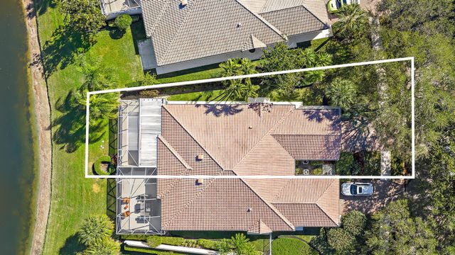 699 Hudson Bay Drive, Palm Beach Gardens, FL 33410