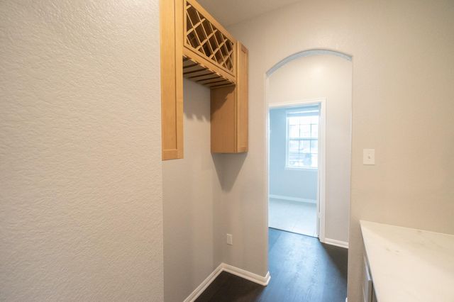 303 Vineyard Court, Alvin, TX 77511