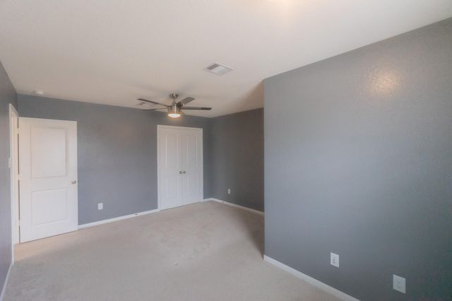 303 Vineyard Court, Alvin, TX 77511