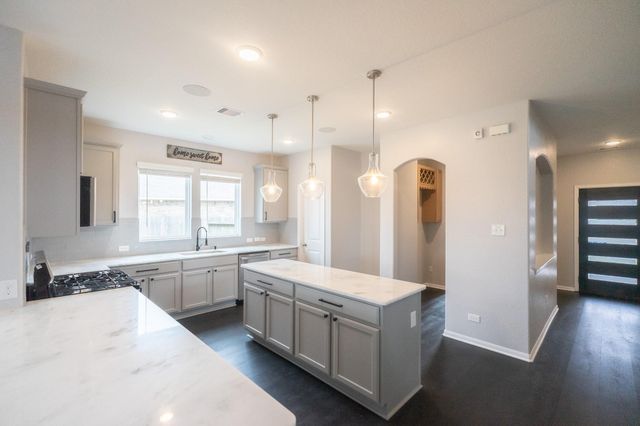 303 Vineyard Court, Alvin, TX 77511