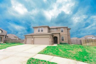 303 Vineyard Court, Alvin, TX 77511