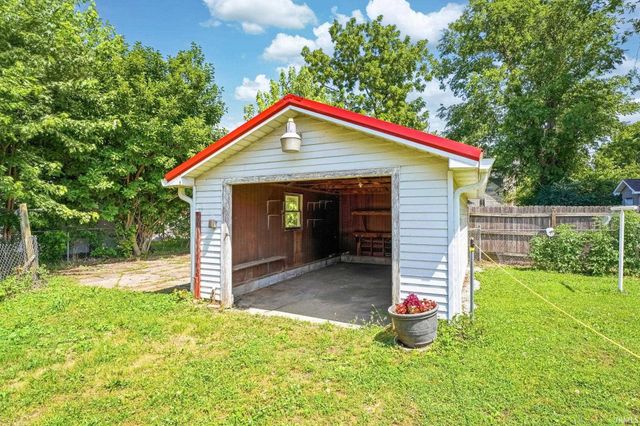 408 E Water Street, Princeton, IN 47670