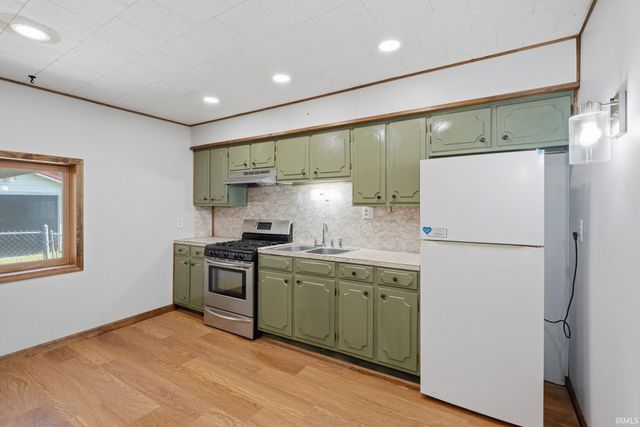 408 E Water Street, Princeton, IN 47670