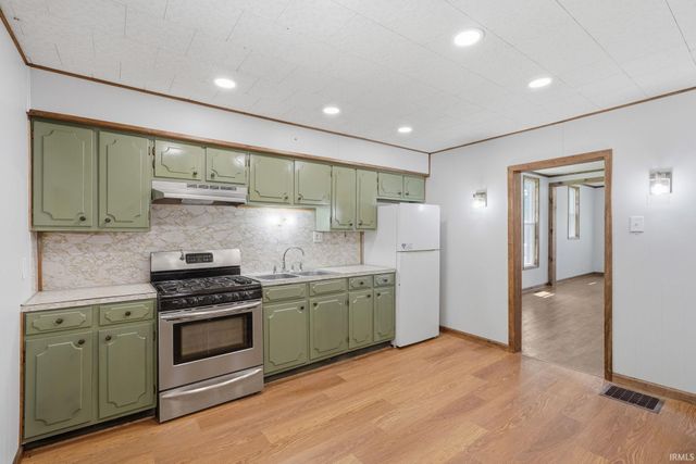 408 E Water Street, Princeton, IN 47670