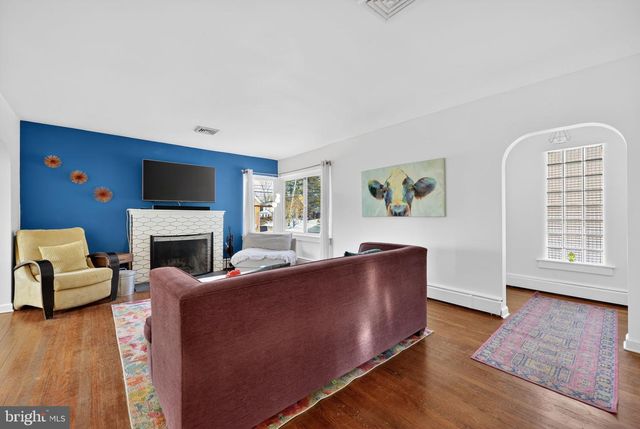 711 W BROOKHAVEN RD, Wallingford, PA 19086