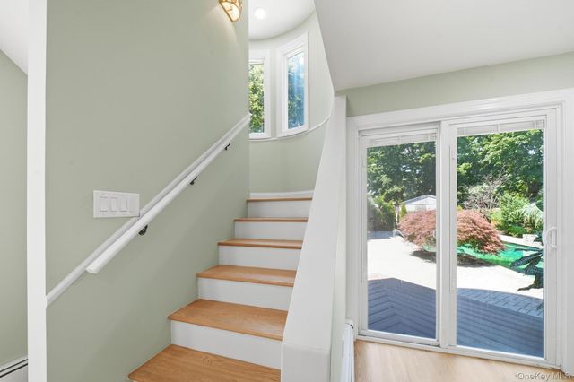 308 5th Avenue, East Northport, NY 11731