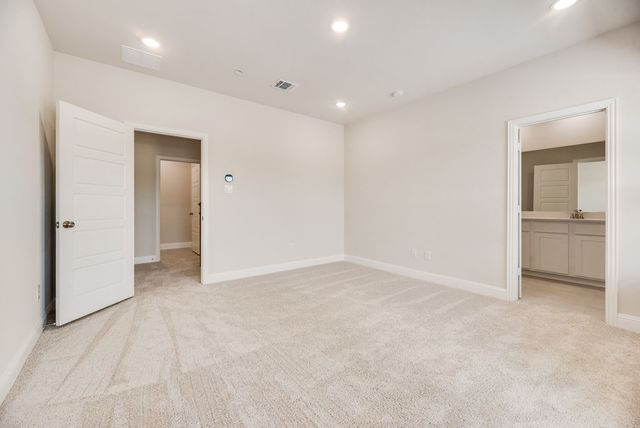 1920 Watermark Mews, Rowlett, TX 75088
