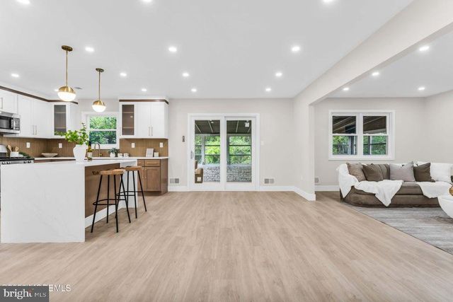 18 WHITECAP WAY, Brick, NJ 08723