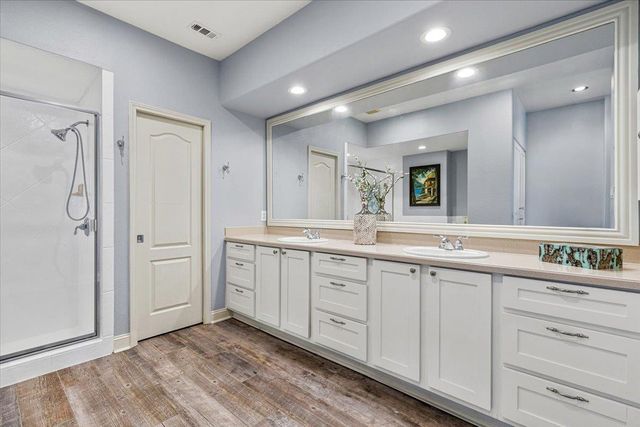 2001 Kahala Sunset DR, Spicewood, TX 78669