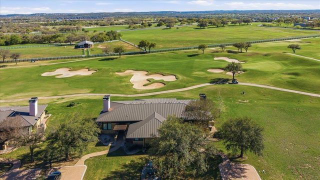 2001 Kahala Sunset DR, Spicewood, TX 78669