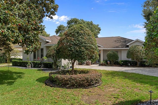 3215 N PINELAKE VILLAGE POINT, Lecanto, FL 34461