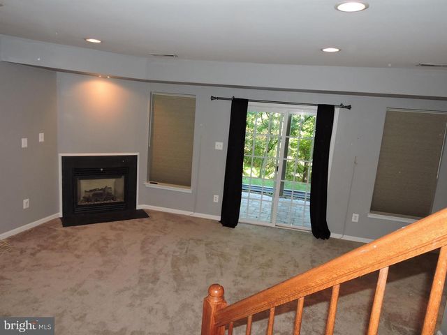 21844 LADYSLIPPER SQ, Ashburn, VA 20147
