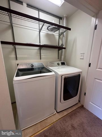21844 LADYSLIPPER SQ, Ashburn, VA 20147