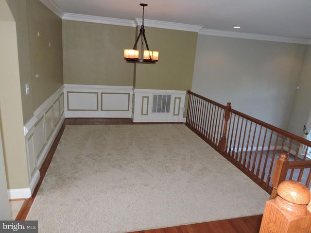 21844 LADYSLIPPER SQ, Ashburn, VA 20147