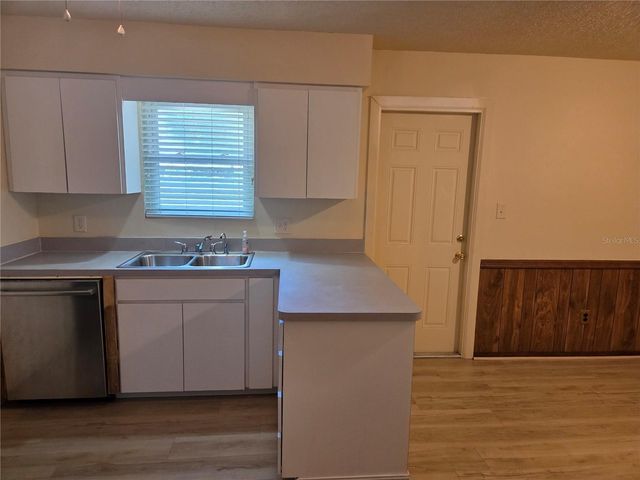 5809 J G ROGERS LANE, Plant City, FL 33567