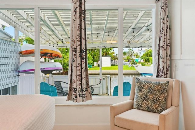 28 SEASIDE COURT, Holmes Beach, FL 34217