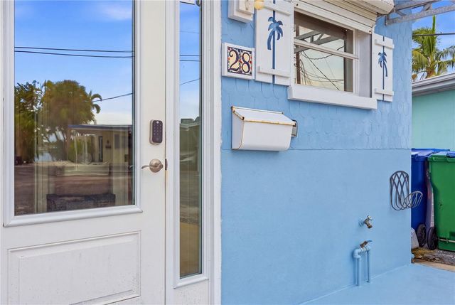 28 SEASIDE COURT, Holmes Beach, FL 34217