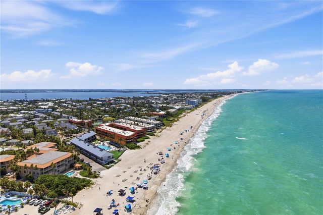 28 SEASIDE COURT, Holmes Beach, FL 34217
