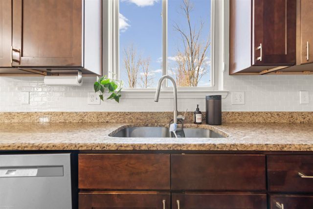 30359 Redford Drive, New Haven, MI 48048