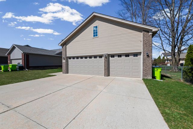 30359 Redford Drive, New Haven, MI 48048