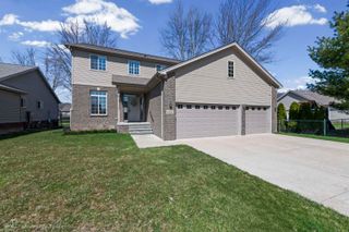 30359 Redford Drive, New Haven, MI 48048