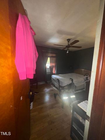 210 E Crestview Dr Drive, Smithfield, NC 27577