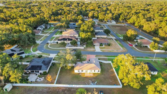 314 STONE CASTLE LOOP, Lady Lake, FL 32159