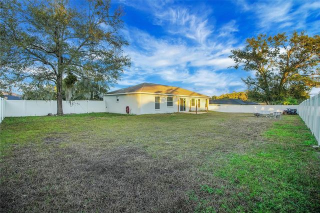 314 STONE CASTLE LOOP, Lady Lake, FL 32159