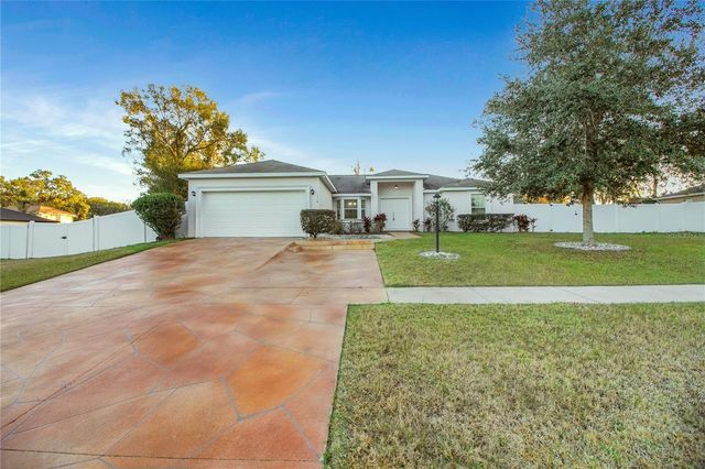 314 STONE CASTLE LOOP, Lady Lake, FL 32159